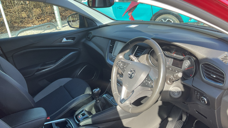 Vauxhall Grandland X 1.2 Turbo Business Edition Nav 5dr Petrol Hatchback